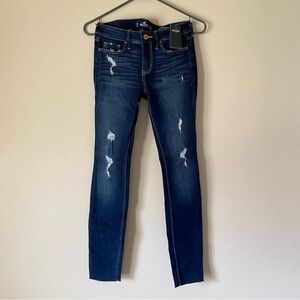 Hollister Dark Wash Low Rise Super Skinny Hollister Classic Stretch Denim Jeans